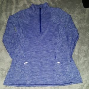 Gorgeous Lululemon top.